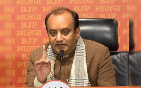 कांग्रेस और समाजवादी पार्टी के बीच अल्पसंख्यक वोटों के लिए प्रतिस्पर्धा : सुधांशु त्रिवेदी