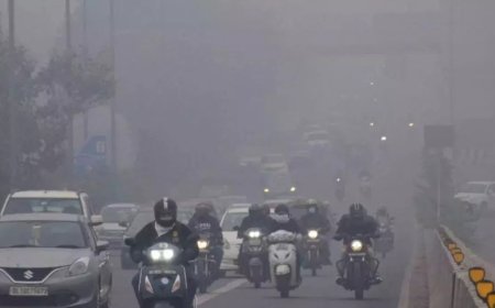 दिल्ली-एनसीआर में विजिबिलिटी कम, 150 उड़ानें और 26 ट्रेनें लेट