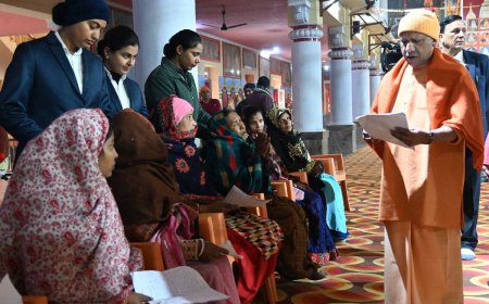 सीएम योगी का बड़ा बयान :  इस्टीमेट मंगवा लीजिए, सरकार देगी इलाज का पैसा