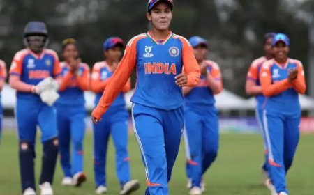 भारत दूसरी बार अंडर 19  टी 20 विश्वकप के फाइनल मे - सेमीफाइनल मे महिला टीम ने इंग्लैंड को हराया। 